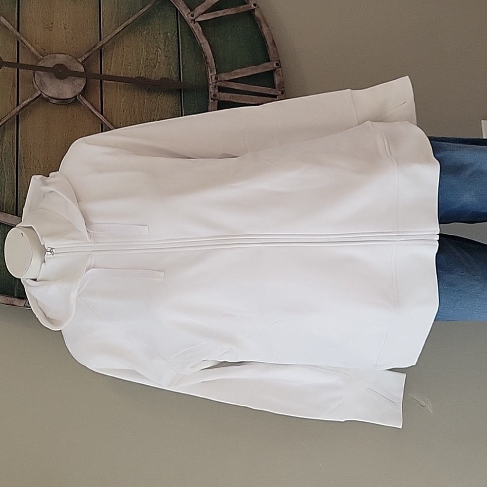 Athleta Triumph Hoodie In White - Picture 2 of 16